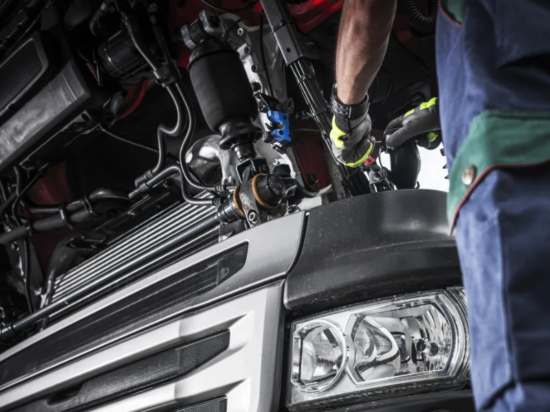 interventi-specifici-su-camion-furgoni-rimorchi